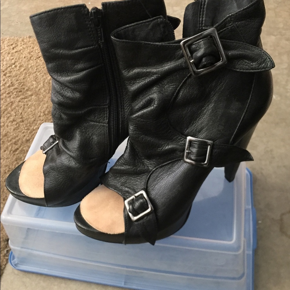 Steve Madden Open Toe Ankle Boot. - image 2